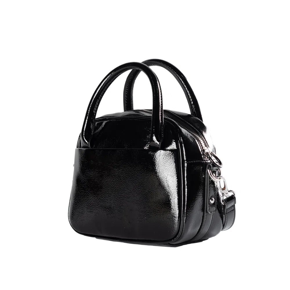 Mini mochila de cuero en negro-Cartera de mujer- Batistella.com.ar